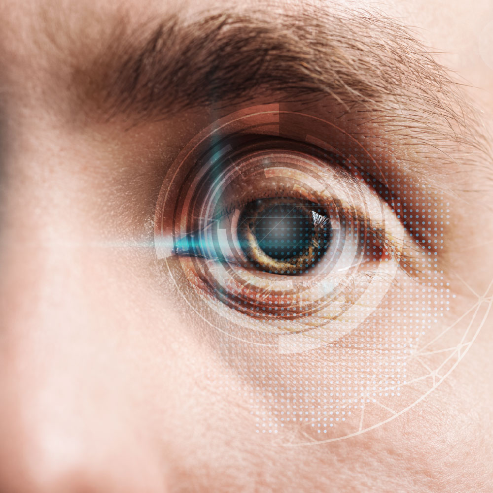 這張圖片中顯示了一隻放大的眼睛，眼球周圍有科技感的圖案，暗示著對眼睛結構和功能的深入分析。
